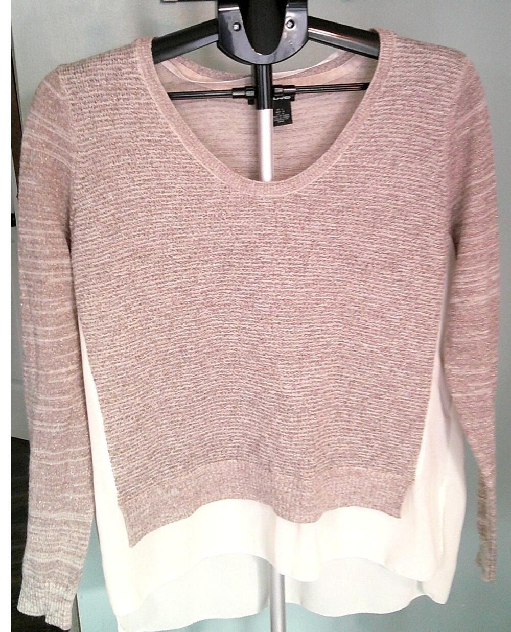 DKNY Scoop Neck Gold Long Sleeve Top Women's Large